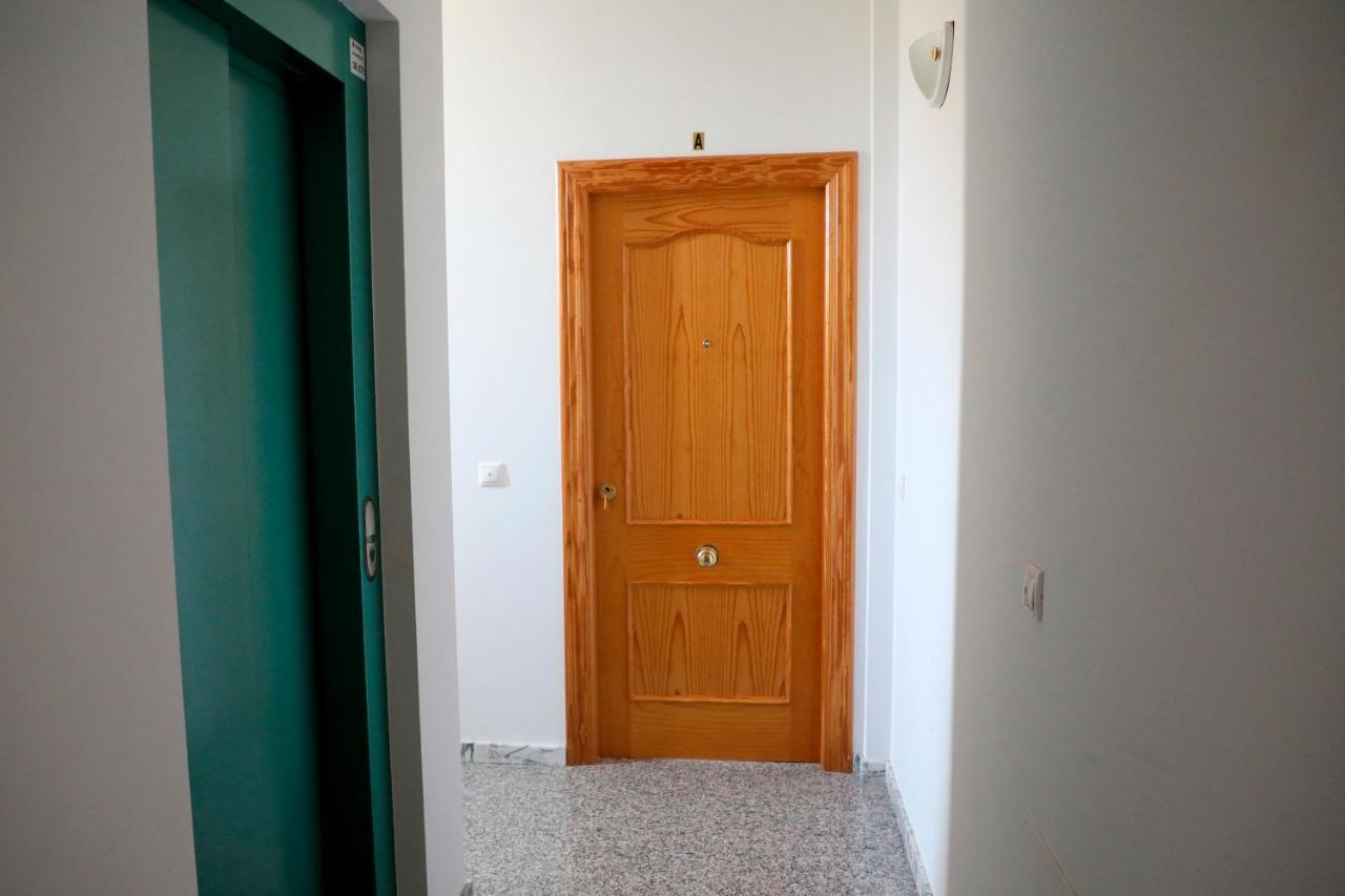 Apartamento Completo El Gallito Apartment Garrucha Luaran gambar